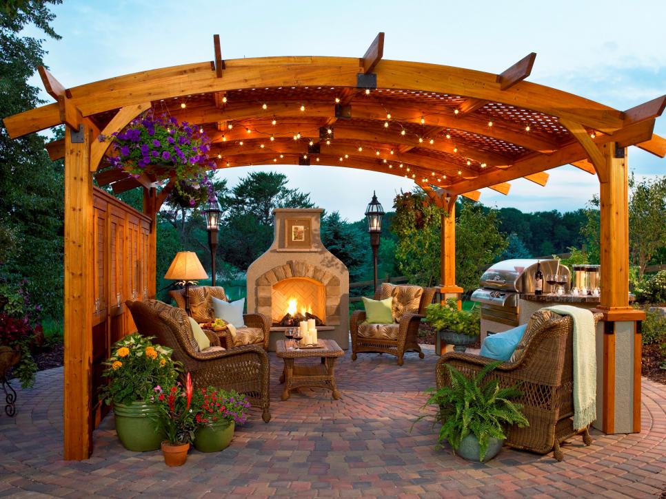 Backyard Makeover: Upgrade Your Home with a Pergola Kit