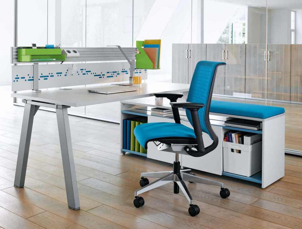 How Do You Look for the Right Office Furniture Online